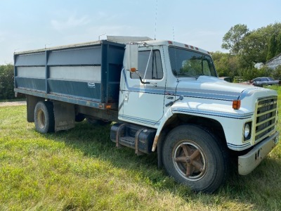 *1982 IH S1700 S/A Grain truck